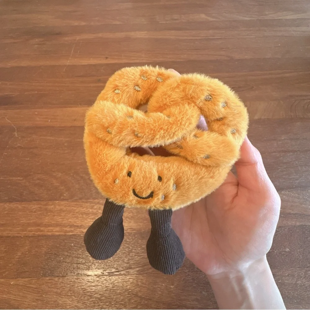 Pretzel Plush Keychain Kawaii Soft Mini Plush Bag Charm Cute Food Plush Gift